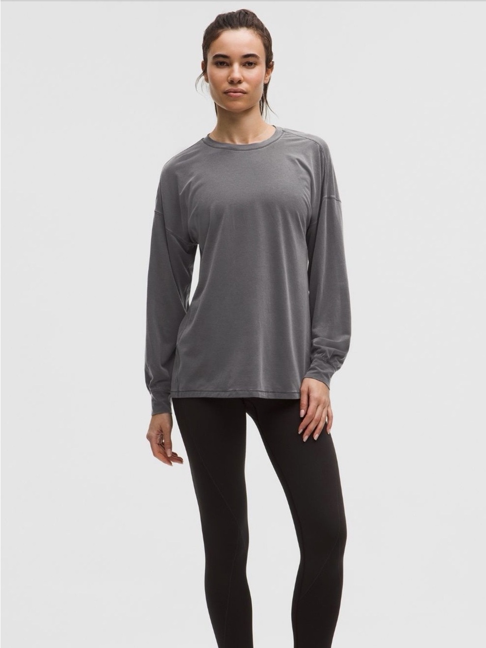 NWT Lululemon EasySet Relaxed Long Sleeve *Wash - Size 8 (Warm Ash Grey)